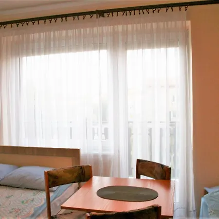 Homestay szállás Arnina *